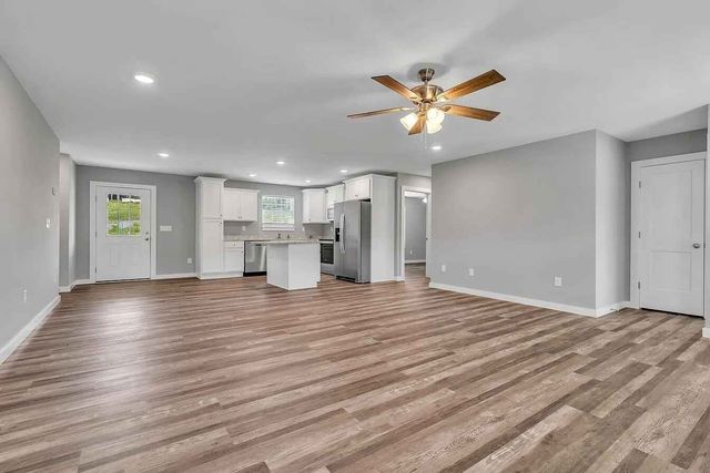 108 Crows Hill Dr, Gordonsville, TN 38563