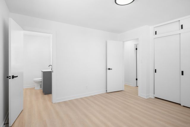 1734 Rosedale Court, Aurora, IL 60506