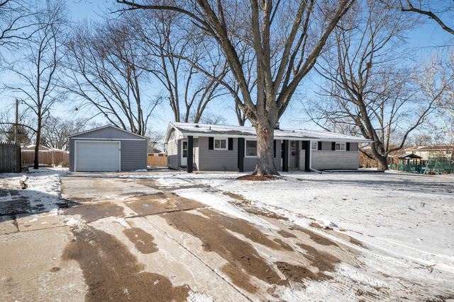 1734 Rosedale Court, Aurora, IL 60506