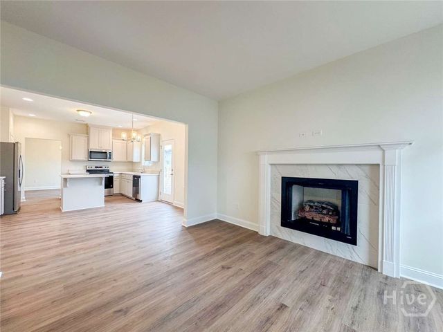 57 Hollis Lane, Hinesville, GA 31313