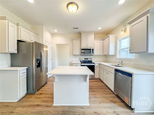 57 Hollis Lane, Hinesville, GA 31313