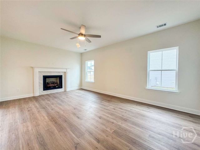 57 Hollis Lane, Hinesville, GA 31313