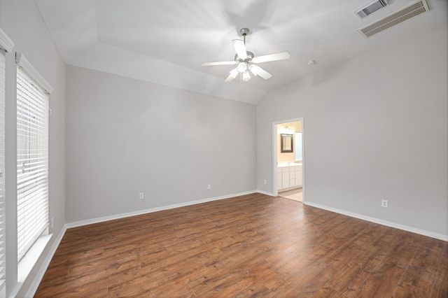 6118 Pine Lakes Drive, Katy, TX 77493