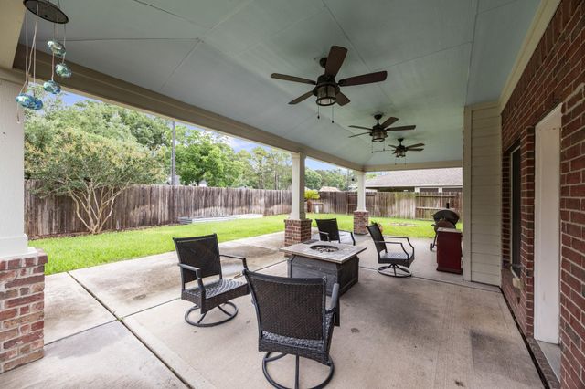 6118 Pine Lakes Drive, Katy, TX 77493
