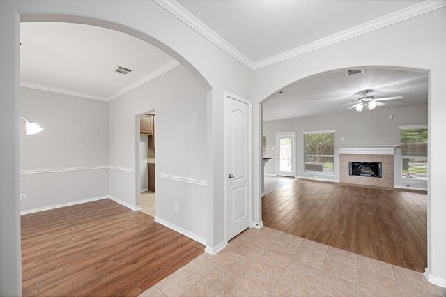 6118 Pine Lakes Drive, Katy, TX 77493