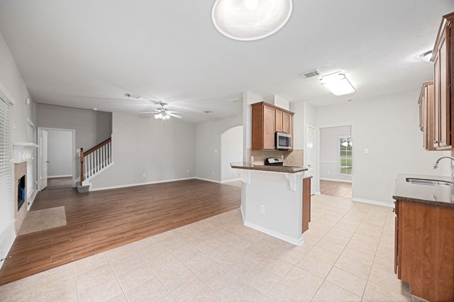6118 Pine Lakes Drive, Katy, TX 77493