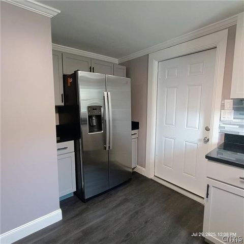 200 Garden City Drive, Salina, NY 13211