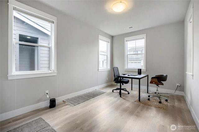 23641 SE 269th Court, Maple Valley, WA 98038