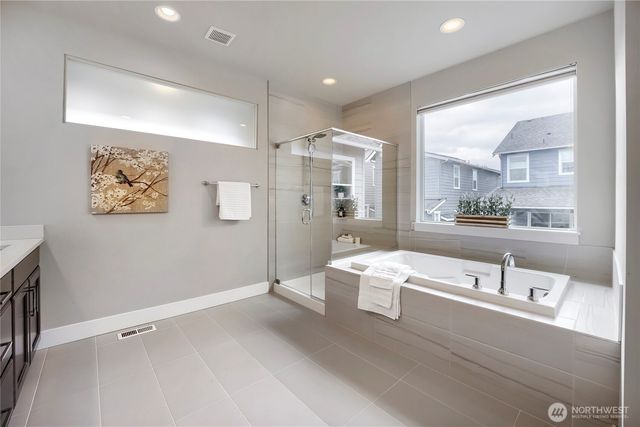 23641 SE 269th Court, Maple Valley, WA 98038