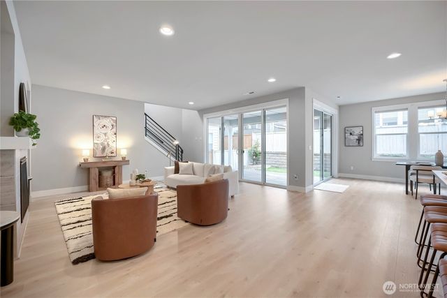 23641 SE 269th Court, Maple Valley, WA 98038