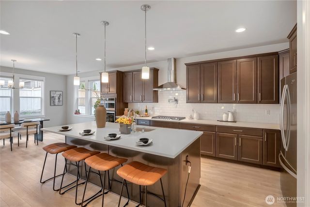 23641 SE 269th Court, Maple Valley, WA 98038