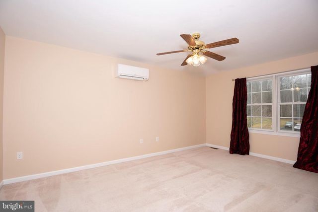 2 AUTUMN WOODS DR, Elkton, MD 21921