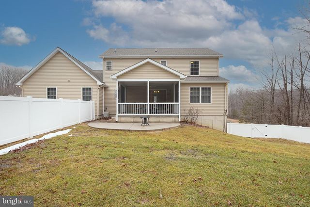 2 AUTUMN WOODS DR, Elkton, MD 21921