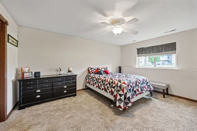 3456 35th Ave, Marion, IA 52302