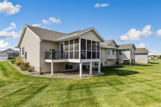 3456 35th Ave, Marion, IA 52302