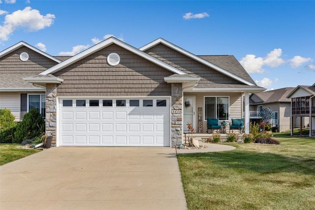 3456 35th Ave, Marion, IA 52302