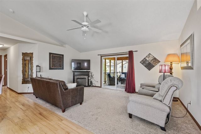 3456 35th Ave, Marion, IA 52302