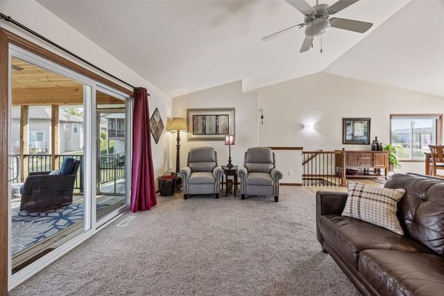 3456 35th Ave, Marion, IA 52302