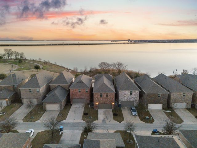 7505 Sunset Boulevard, Rowlett, TX 75088