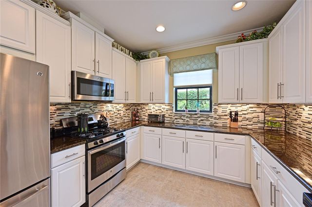5007 SERATA DRIVE, Bradenton, FL 34211