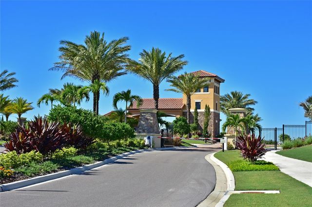 5007 SERATA DRIVE, Bradenton, FL 34211