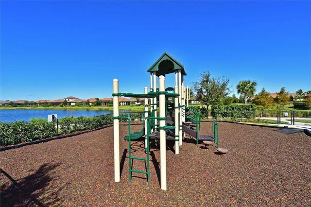 5007 SERATA DRIVE, Bradenton, FL 34211