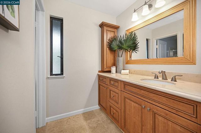 1351 Camino Peral C, Moraga, CA 94556