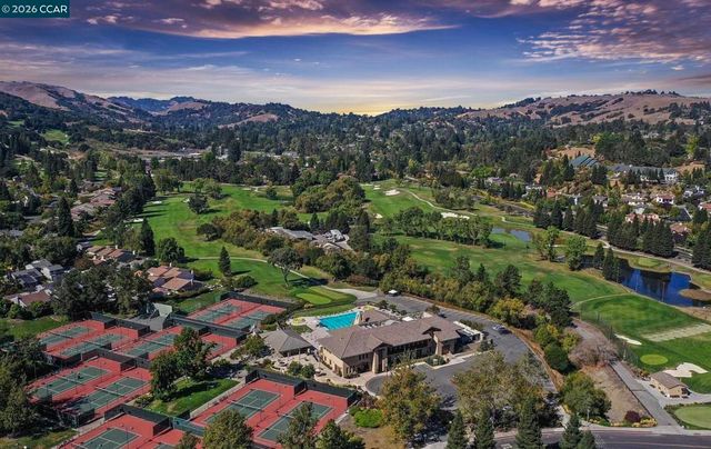 1351 Camino Peral C, Moraga, CA 94556