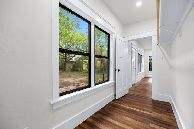 1014 Bolivar Street, Denton, TX 76201