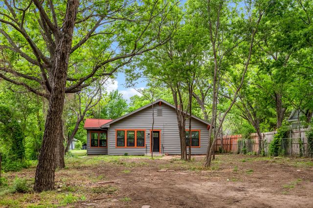 1014 Bolivar Street, Denton, TX 76201