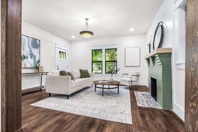 1014 Bolivar Street, Denton, TX 76201