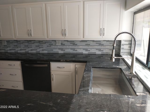 13802 N 17TH Avenue, Phoenix, AZ 85023