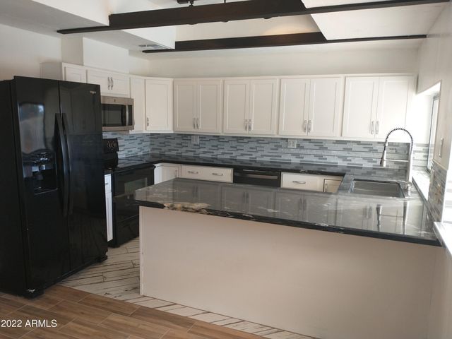 13802 N 17TH Avenue, Phoenix, AZ 85023