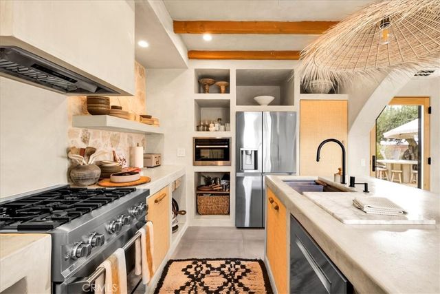 58247 Buena Vista Drive, Yucca Valley, CA 92284