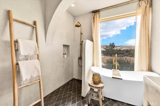 58247 Buena Vista Drive, Yucca Valley, CA 92284