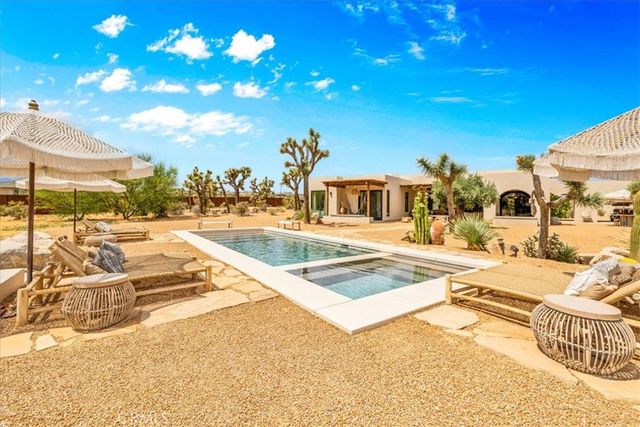 58247 Buena Vista Drive, Yucca Valley, CA 92284