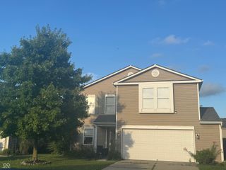 8346 S Firefly Drive, Pendleton, IN 46064