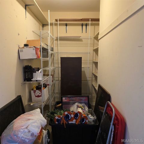 1712 Pebble Creek Drive, Prattville, AL 36066