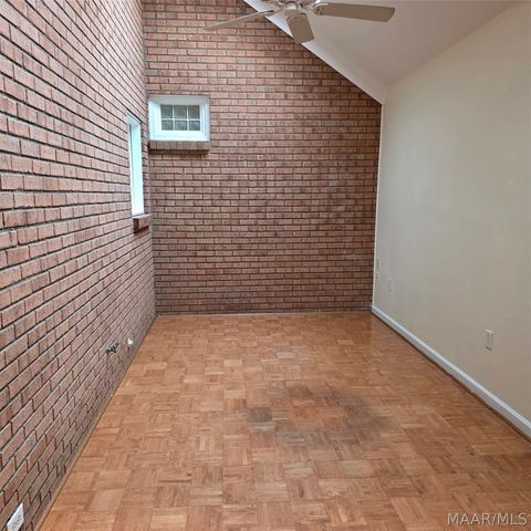 1712 Pebble Creek Drive, Prattville, AL 36066