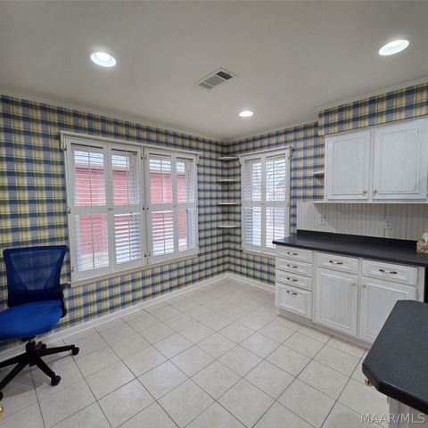 1712 Pebble Creek Drive, Prattville, AL 36066