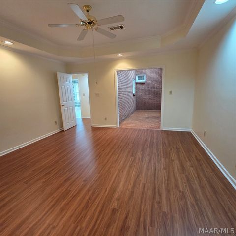 1712 Pebble Creek Drive, Prattville, AL 36066