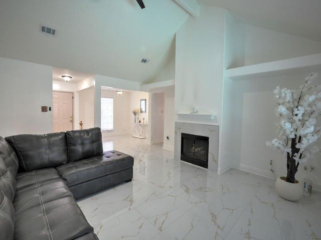 16034 Northmark Drive, Houston, TX 77073