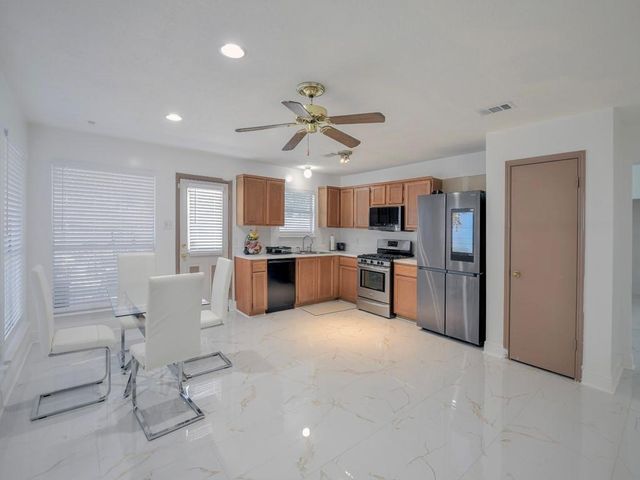 16034 Northmark Drive, Houston, TX 77073