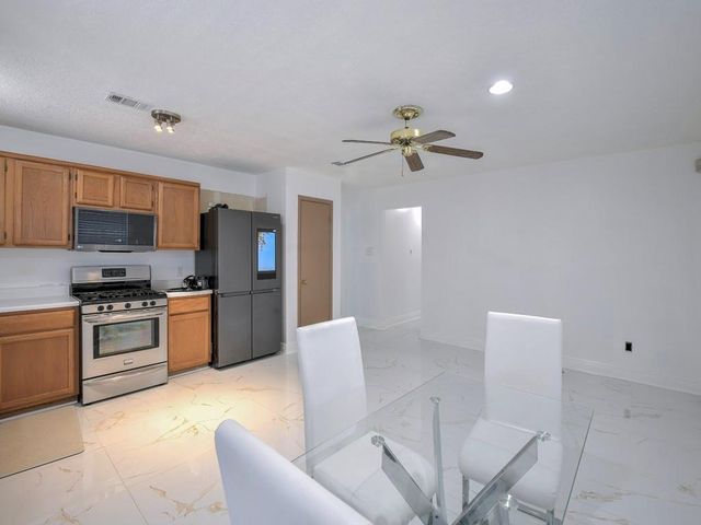 16034 Northmark Drive, Houston, TX 77073