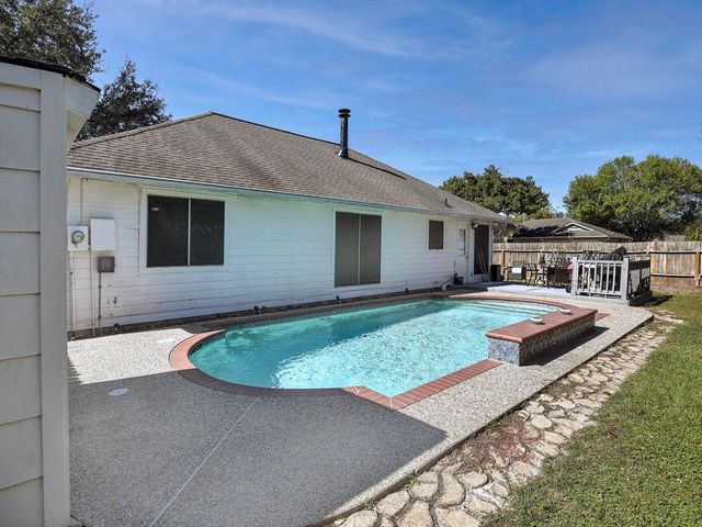 16034 Northmark Drive, Houston, TX 77073