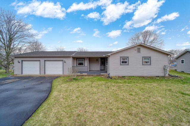 228 Oak Grove Drive, Brooklyn, MI 49230