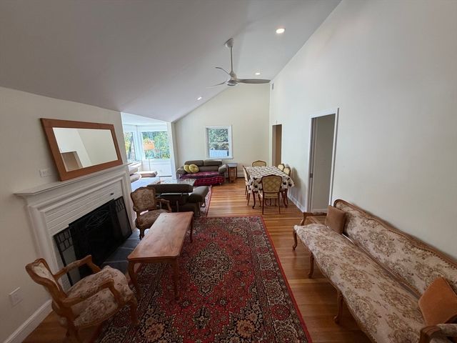 63 Hackensack Road 63, Boston, MA 02467