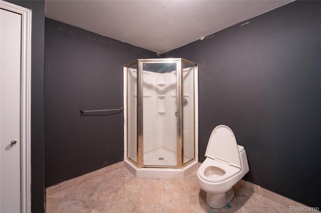 20218 Glenview Court, Macomb Township, MI 48044