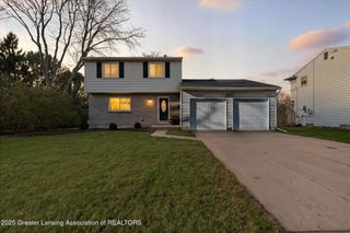 1017 Coolidge Road, Lansing, MI 48912