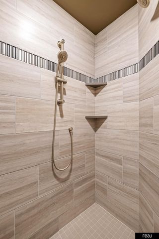 10624 S 191st Avenue, Omaha, NE 68136